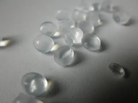LLDPE vs HDPE: Mana Material Terbaik untuk Kubus Apung, Pontoon, dan Floating Dock?